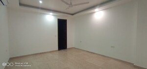 Room in 4 BHK Builder Floor at Greater Kailash I – for Rent