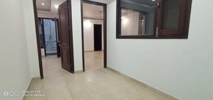 Room, greater kailash i 4 Bedroom 300 Sq.Yd. Builder Floor In Greater Kailash I Delhi 9381321