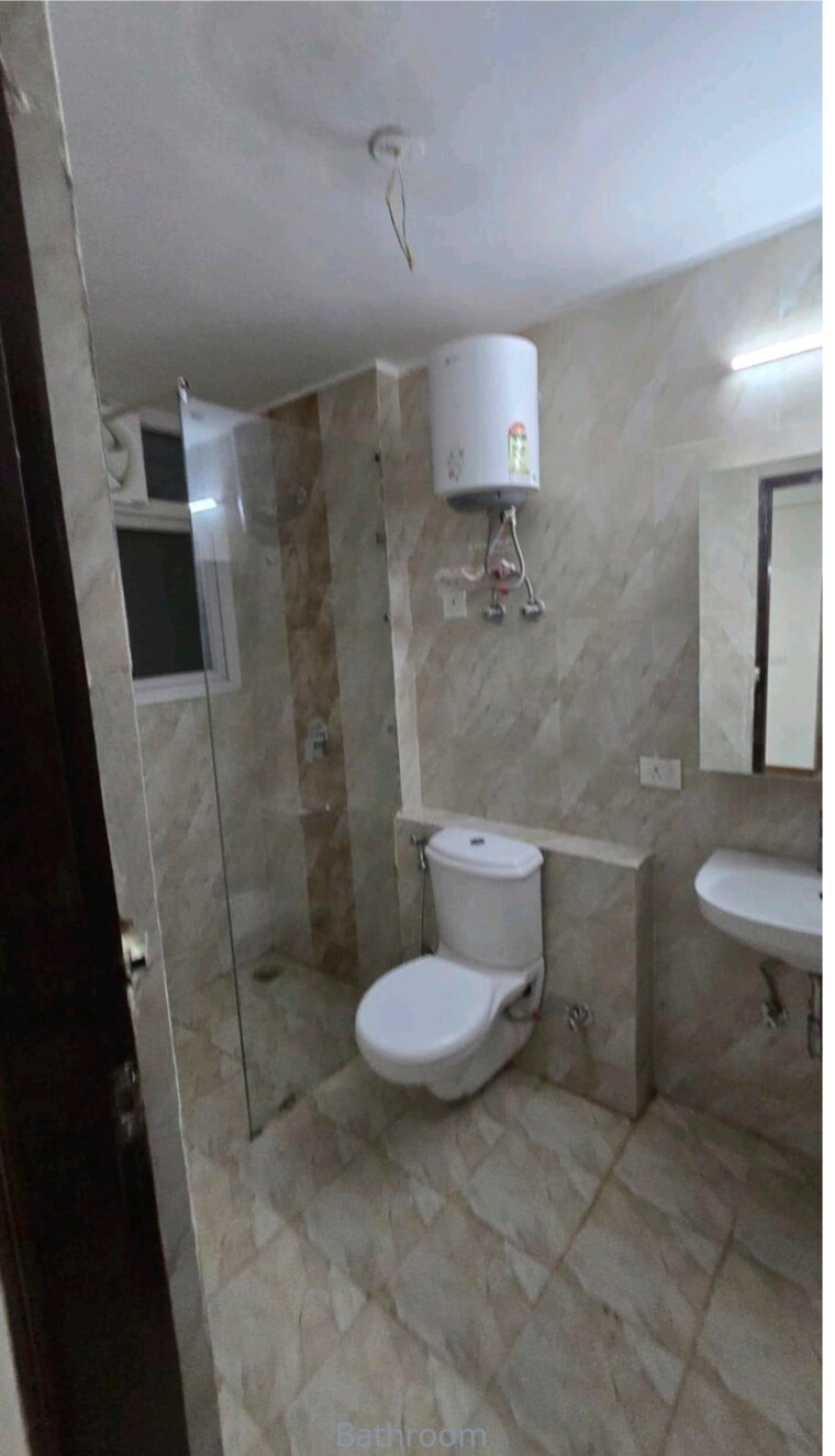 Bathroom, spazedge 3 Bedroom 2400 Sq.Ft. Apartment In Sector 47 Gurgaon 9381324