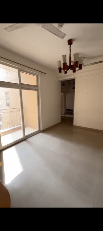 Room in 2.5 BHK Apartment at Mahagun Mywoods, Sector 16c Greater Noida – for Sale