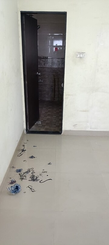 Furnished Amenities in 2 BHK Apartment at Mittal Arcvista, Dhanori – for Rent