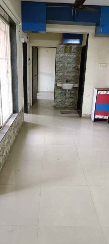 Room in 2 BHK Apartment at Mittal Arcvista, Dhanori – for Rent