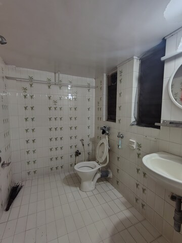 Bathroom in 2 BHK Apartment at Bhoomi Tower Santacruz East, Santacruz East – for Rent