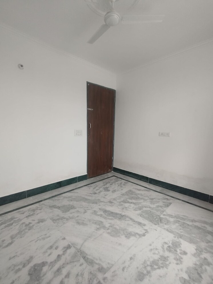 Room, chattarpur 1 Bedroom 490 Sq.Ft. Builder Floor In Chattarpur Delhi 9381348