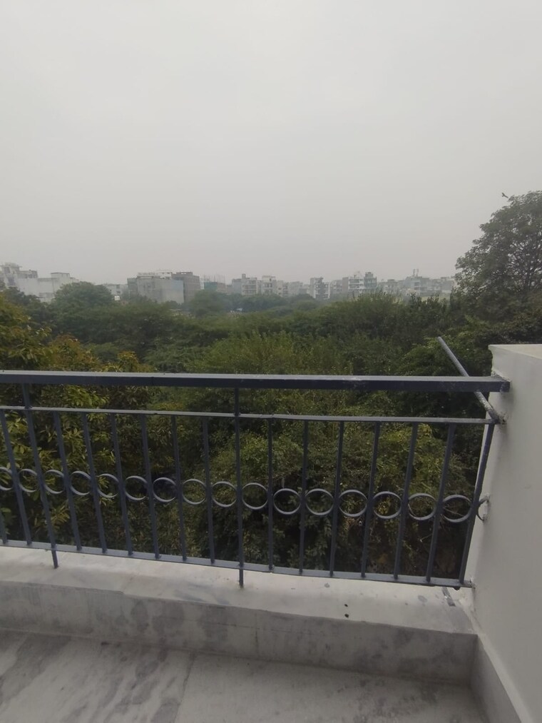 Balcony, chattarpur 1 Bedroom 490 Sq.Ft. Builder Floor In Chattarpur Delhi 9381348