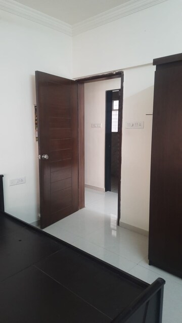 Room in 2 BHK Apartment at GK Peace Valley, Pimple Saudagar – for Rent