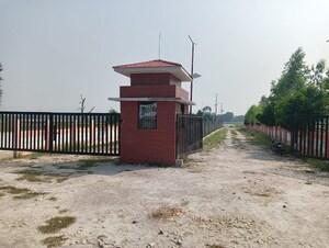  Plot – Exterior View View at Raebareli Road - for Sale