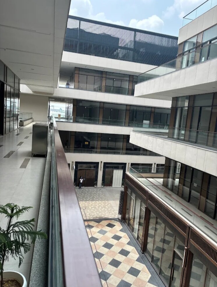 Floor Plan, m3m-corner-walk Commercial Shop 400 Sq.Ft. In Sector 74 Gurgaon 9381381