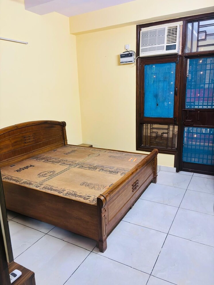 Bedroom, town-park-buildcon 2 Bedroom 950 Sq.Ft. Builder Floor In Indrapuram Ghaziabad 9381393