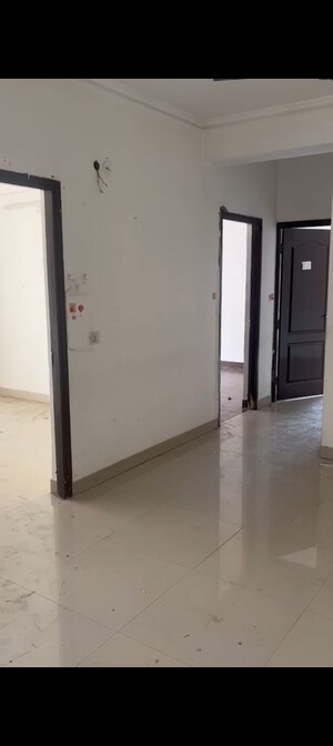 Room in 3 BHK Apartment at VVIP Addresses, Raj Nagar Extension – for Rent