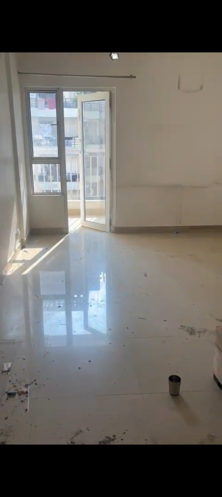 Room, vvip-addresses 3 Bedroom 1850 Sq.Ft. Apartment In Raj Nagar Extension Ghaziabad 9381413