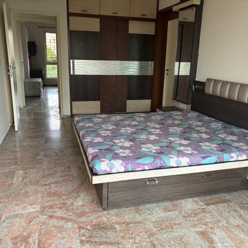 Bedroom in 3 BHK Apartment at Hiranandani Estate, Hiranandani Estate – for Rent