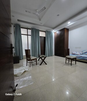 Room in 2 BHK Builder Floor at Chattarpur – for Rent