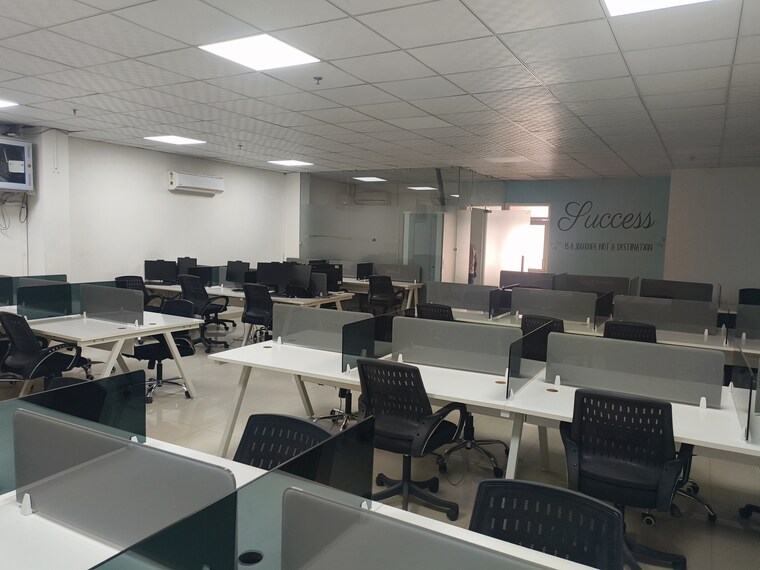 Team Area, sector 74 Commercial Office Space 3000 Sq.Ft. In Sector 74 Mohali 9381442