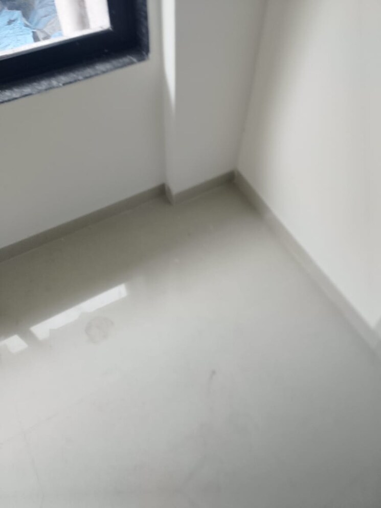 Room, roswalt-ray 1 Bedroom 440 Sq.Ft. Apartment In Dahisar East Mumbai 9381439