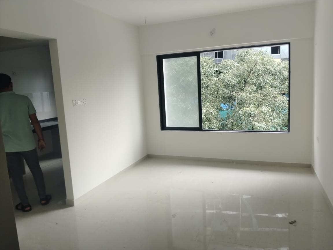 1 BHK + Extra Room 440 Sq.Ft. Apartment in Roswalt Ray