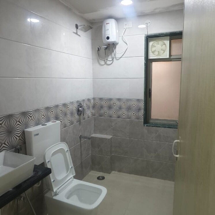 Bathroom, hiranandani-estate 1 Bedroom 420 Sq.Ft. Apartment In Hiranandani Estate Thane 9381474