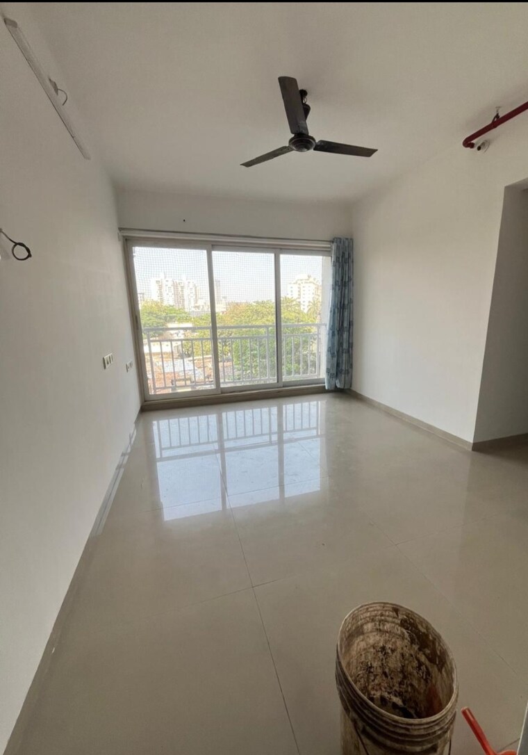 Room, madhuban-apartment-vishnu-nagar 2 Bedroom 660 Sq.Ft. Apartment In Vishnu Nagar Thane 9381480