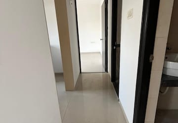 Building Lobby in 2 BHK Apartment at Madhuban Apartment Vishnu Nagar, Vishnu Nagar – for Rent