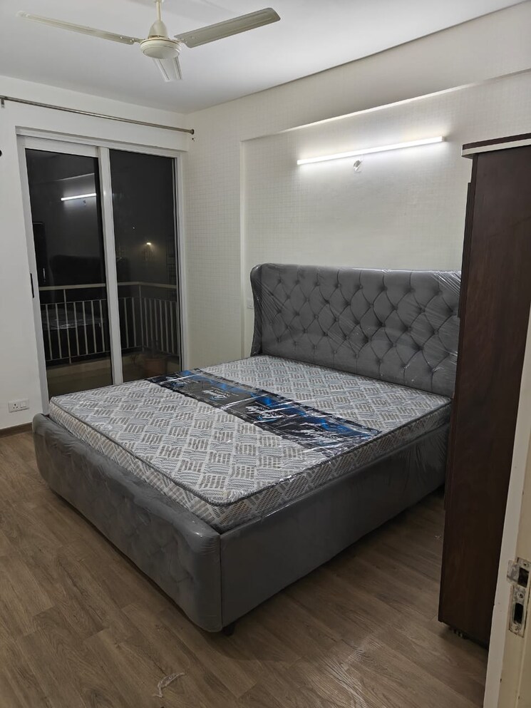 Bedroom, sushma-joynest-zrk 2 Bedroom 1100 Sq.Ft. Apartment In Ghazipur Zirakpur 9381504