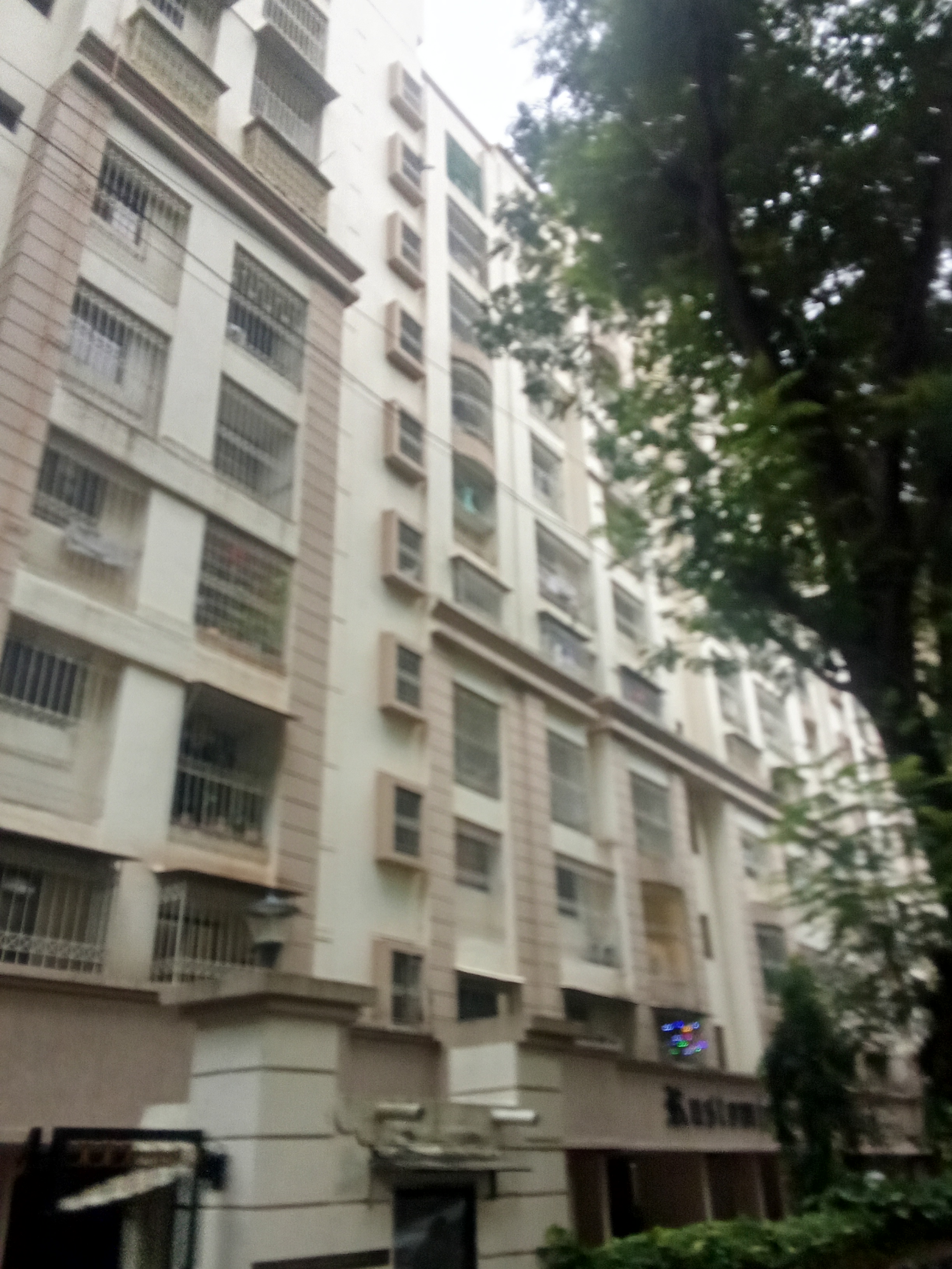 3 BHK 1500 Sq.Ft. Apartment in Rustomjee Residency