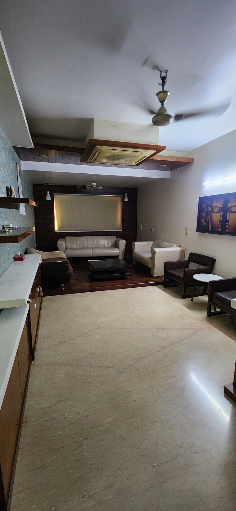 Living Room, vigyapan-lok-apartments 3 Bedroom 1500 Sq.Ft. Apartment In Mayur Vihar Phase 1 Delhi 9381580