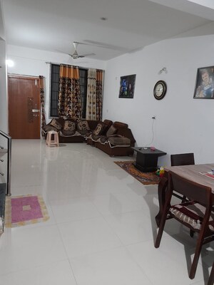 Living Room in 1 BHK Independent House at Sudama Nagar – for Rent
