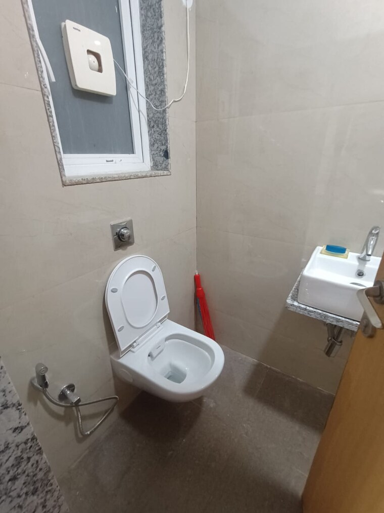 Bathroom, diamond-garden 2 Bedroom 1050 Sq.Ft. Apartment In Chembur Mumbai 9381647