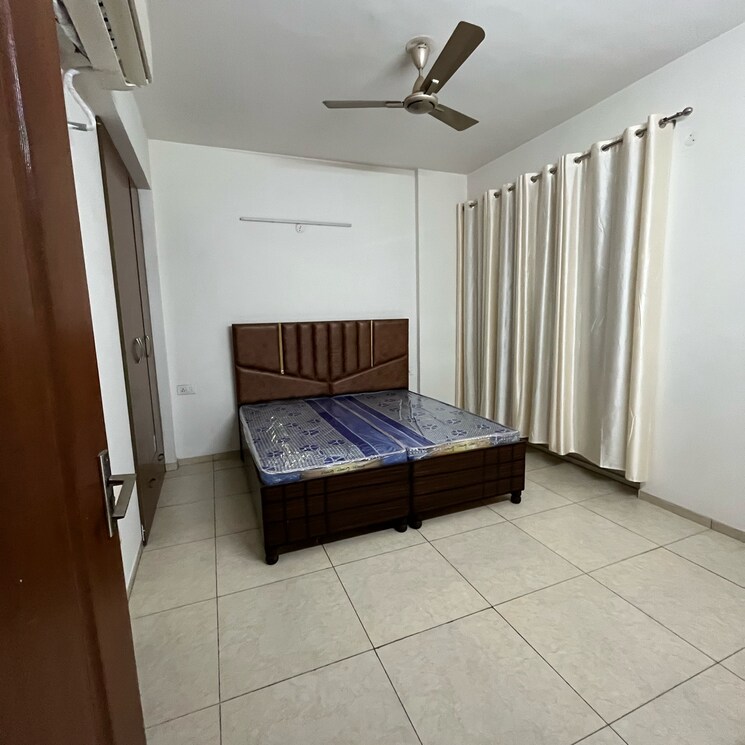 Bathroom, sushma-chandigarh-grande 3 Bedroom 1885 Sq.Ft. Apartment In Ghazipur Zirakpur 9381646