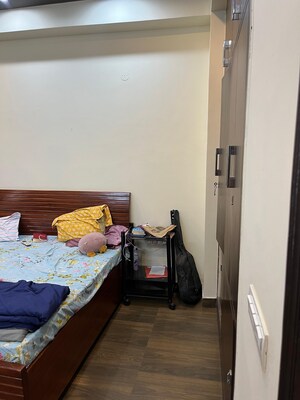 Bedroom in 2 BHK Builder Floor at Sector 46 – for Rent