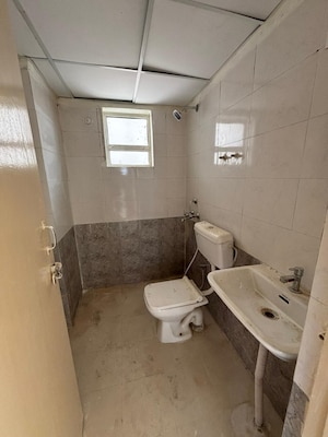 Bathroom in 3 BHK Apartment at ROF Aalayas Phase 2, Sector 102 – for Sale