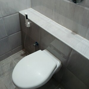 Bathroom in 3 BHK Apartment at Cybercity Rainbow Vistas, Hi Tech City – for Rent