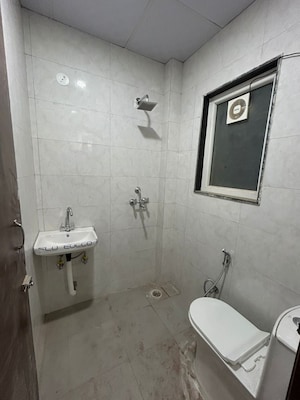 Bathroom in 1 RK Builder Floor at Sushant Vyapaar Kendra, Sector 43 – for Rent