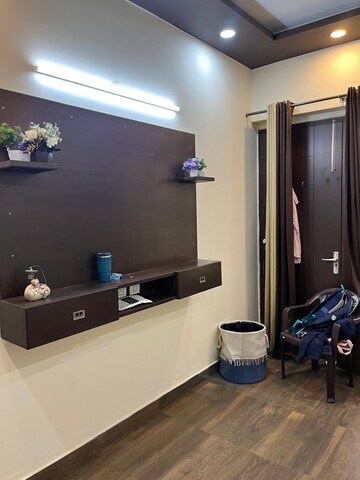 Master Bedroom in 2 BHK Builder Floor at Sector 46 – for Rent