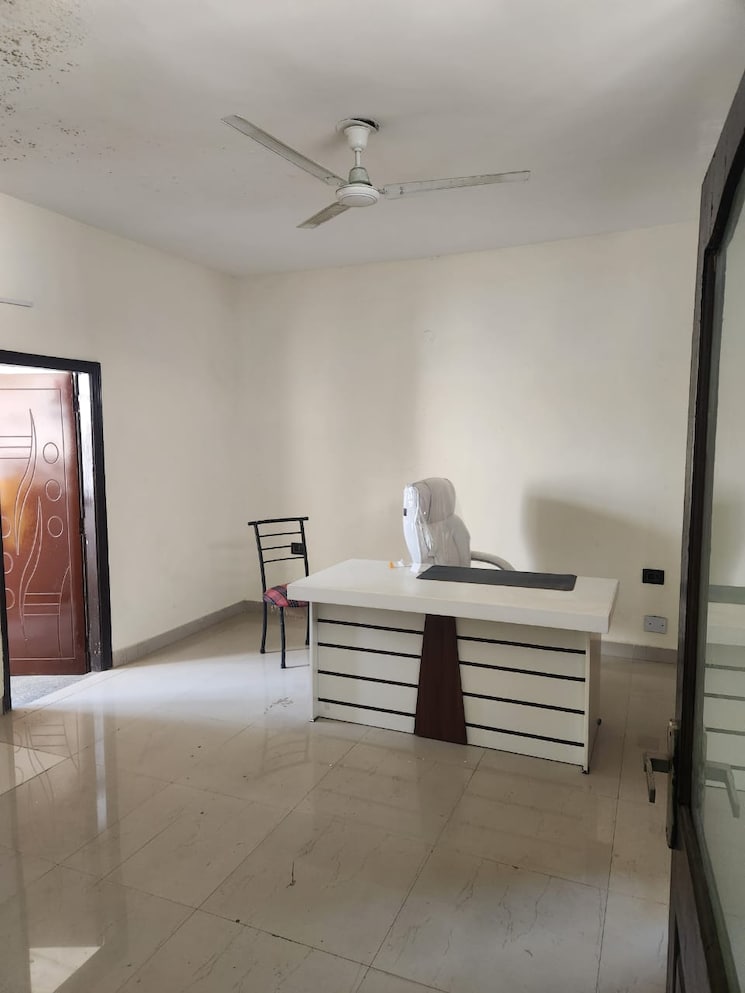 Bedroom, onyxe-paraiso 3 Bedroom 1850 Sq.Ft. Apartment In Patiala Road Zirakpur 9381722