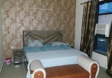 Bedroom in 3 BHK Apartment at Onyxe Paraiso, Patiala Road – for Rent