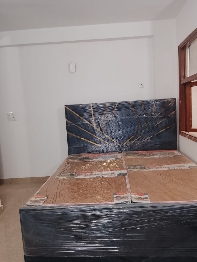 undefined, saket 1 RK 250 Sq.Ft. Builder Floor In Saket Delhi 9381754