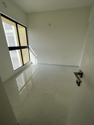 Room in 1 BHK Apartment at Runwal Gardens Phase I, Dombivli East – for Sale