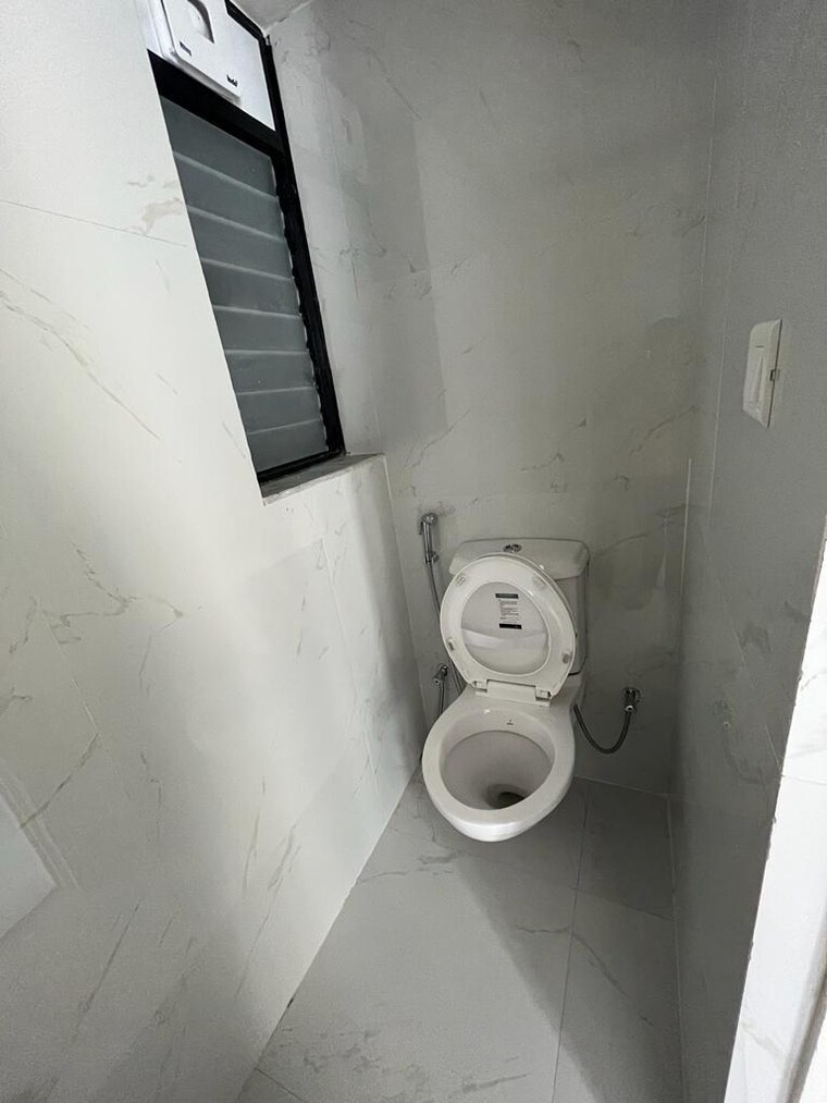 Bathroom, runwal-gardens-phase-i 1 Bedroom 353 Sq.Ft. Apartment In Dombivli East Thane 9381751