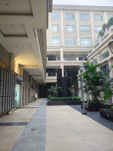 Shop For Sale in Brahma Miracle Mile, Sector 60