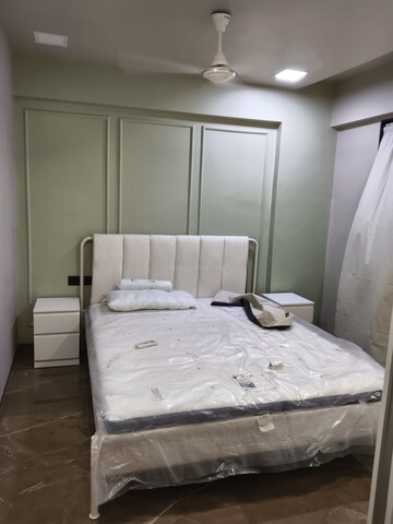 1.5 BHK Apartment For Rent in Vile Parle West