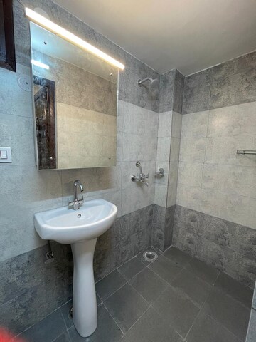 1 BHK Builder Floor For Rent in Chakdalanwala