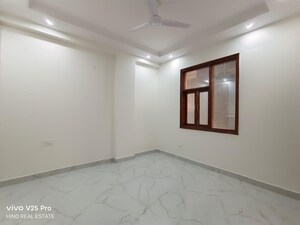 Room in 2 BHK Builder Floor at Vasant Kunj – for Sale