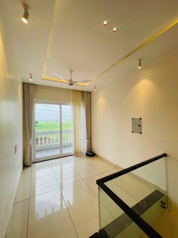 Room in 3 BHK Villa at Sector 124 – for Sale