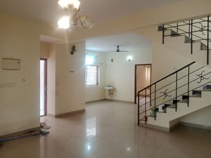 Room in 3.5 BHK Villa at Concorde Sylvan View, Electronic City – for Rent