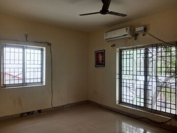 Room in 3.5 BHK Villa at Concorde Sylvan View, Electronic City – for Rent