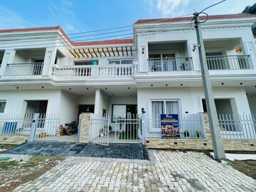 3 BHK Villa For Sale in Sector 124