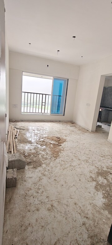 1 BHK Apartment For Sale in Malad West