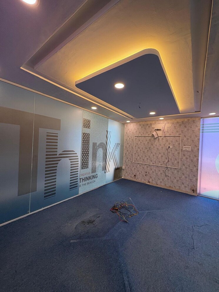 Room, balewadi Commercial Office Space 3300 Sq.Ft. In Balewadi Pune 9381890