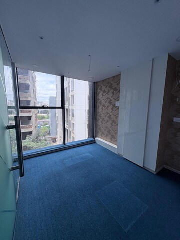 Room in  Office Space at Balewadi – for Rent